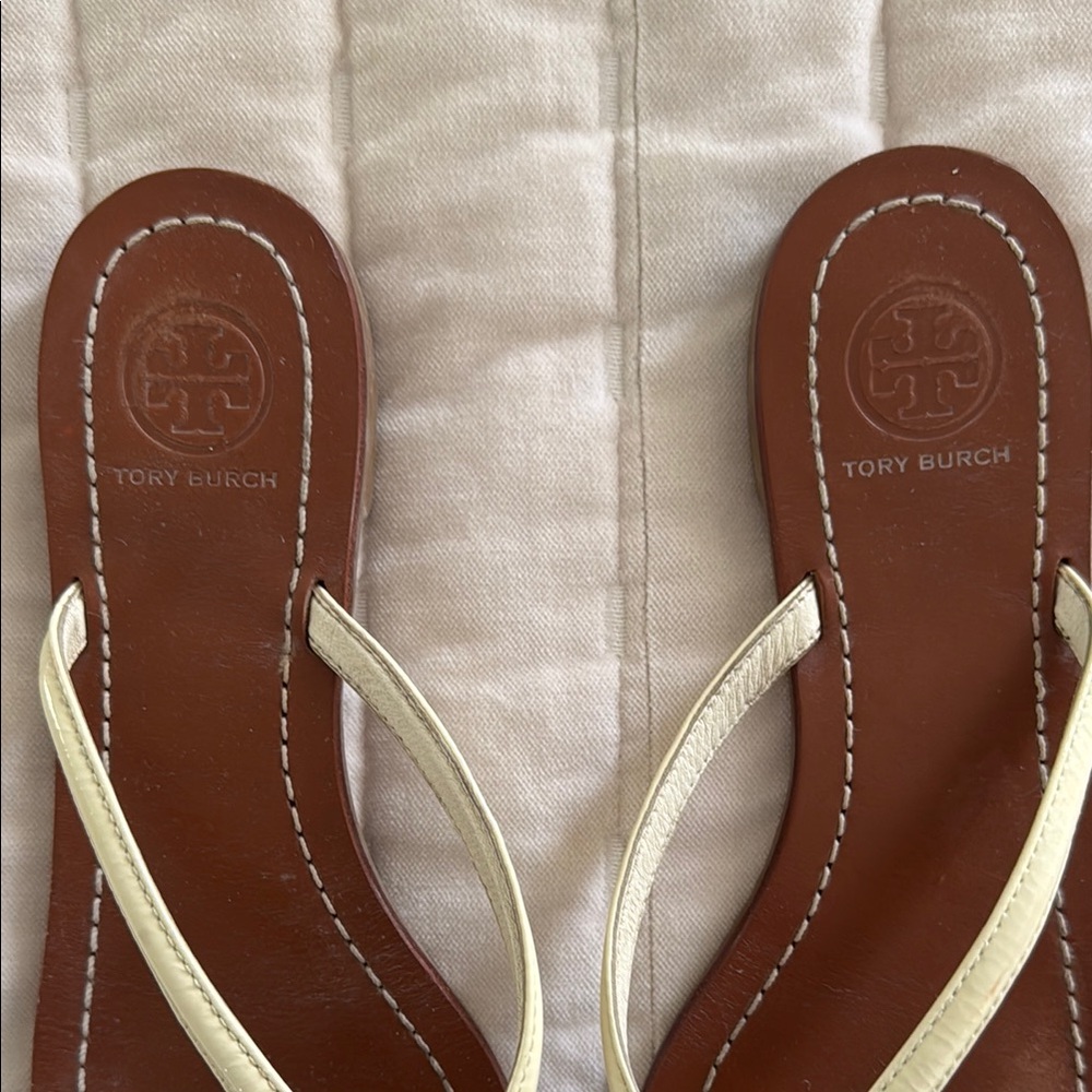 Tory Burch Sandals - Picture 5 of 7